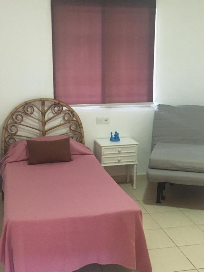 2 Bedroom Apartment Jardines Canarios Los Cristianos Tenerife Арона Екстер'єр фото